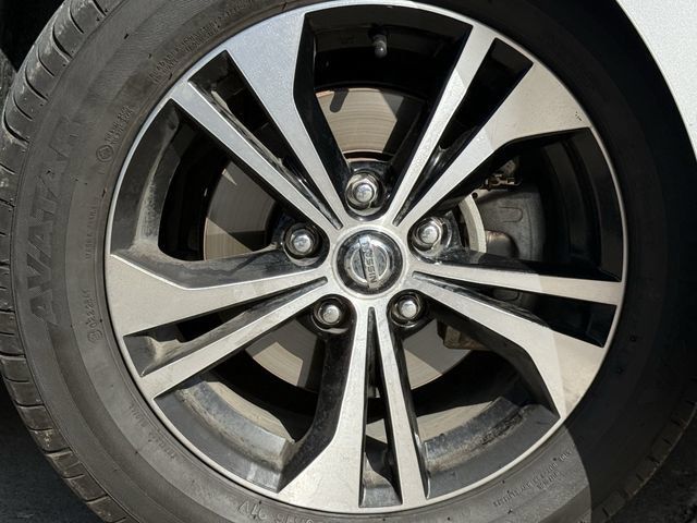 Used 2022 Nissan Sentra SV FWD image 10