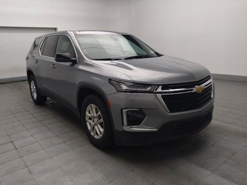 Used 2023 Chevrolet Traverse LS FWD image 13