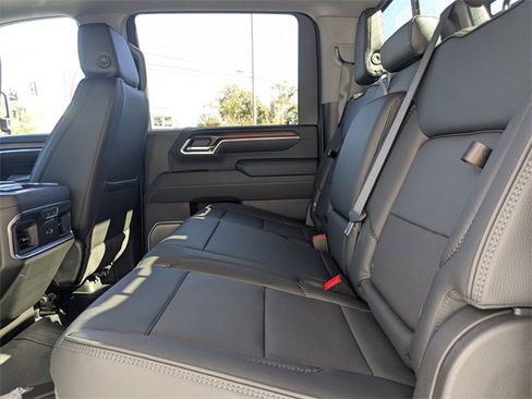 New 2026 GMC Sierra 2500 Denali w/ Denali Reserve Package image 15