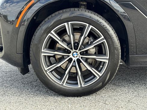 Used 2025 BMW X6 xDrive40i w/ Climate Comfort Package image 35
