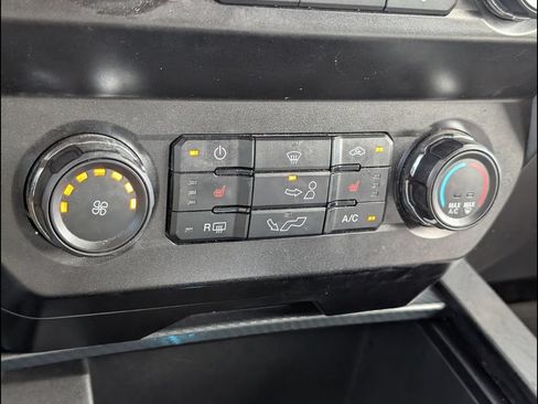 Used 2019 Ford F150 XLT w/ Equipment Group 302A Luxury AWD/4WD image 15