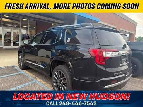 Used 2023 GMC Acadia Denali w/ Black Diamond Edition AWD/4WD image 2
