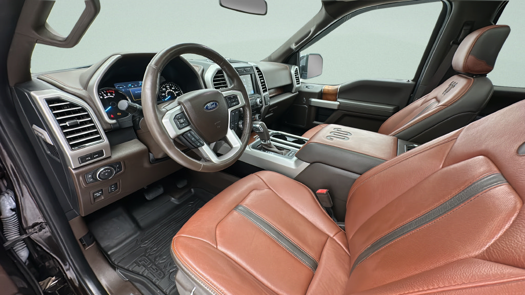 Used 2018 Ford F150 King Ranch w/ Equipment Group 601A Luxury AWD/4WD image 14