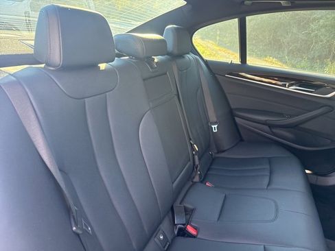 Used 2018 BMW 530i xDrive image 42