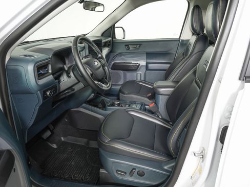 Used 2025 Ford Maverick Lobo image 13