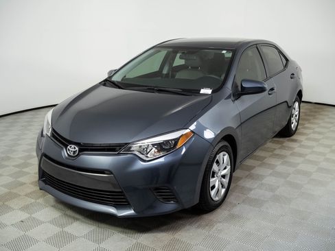 Used 2016 Toyota Corolla LE FWD image 1