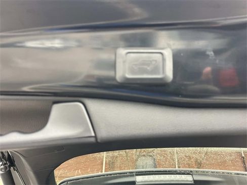 Used 2024 Toyota RAV4 XLE Premium image 13