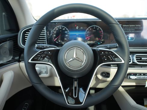New 2026 Mercedes-Benz GLE 450 4MATIC image 15