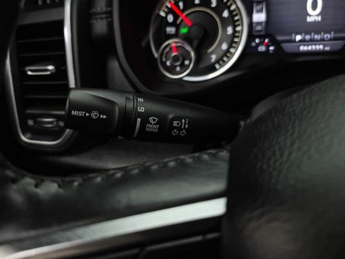 Used 2019 RAM 1500 Laramie w/ Sport Appearance Package AWD/4WD image 25