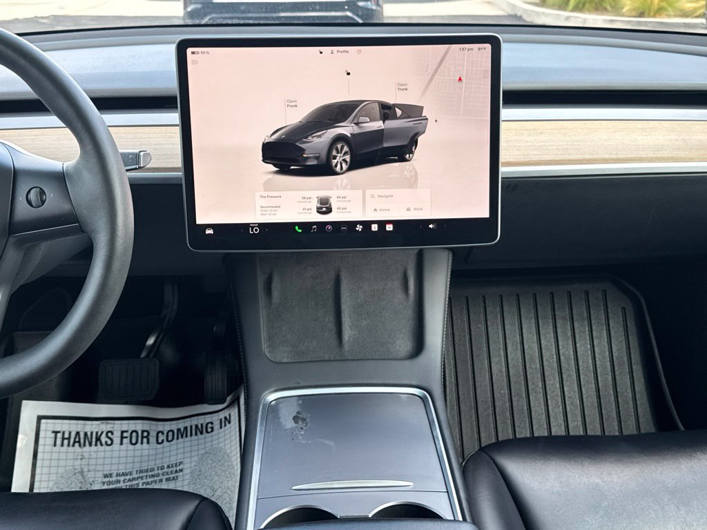 Used 2023 Tesla Model Y Long Range AWD/4WD image 17