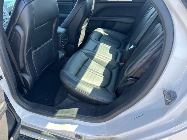 Used 2020 Lincoln MKZ FWD image 7