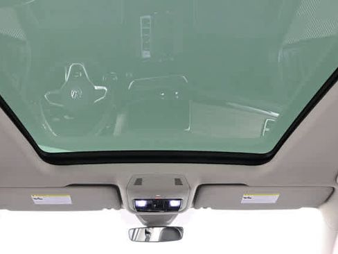 Used 2024 Volkswagen Atlas SEL Premium R-Line AWD/4WD image 4