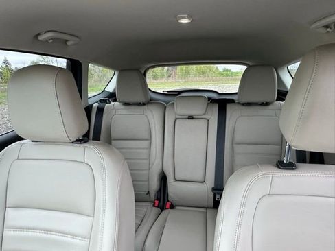 Used 2019 Ford Escape SEL AWD/4WD image 20