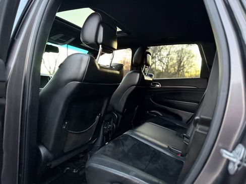 Used 2015 Jeep Grand Cherokee Altitude AWD/4WD image 11