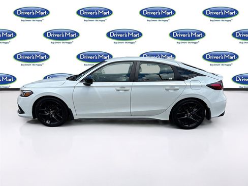 Used 2023 Honda Civic Sport image 4