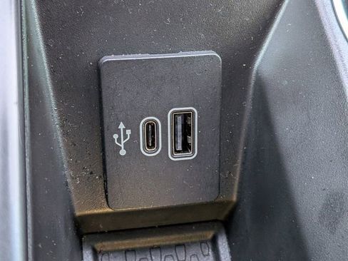 Certified 2024 Lincoln Nautilus Reserve image 22