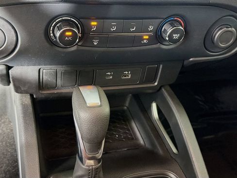 Used 2022 Nissan Frontier SV RWD image 22