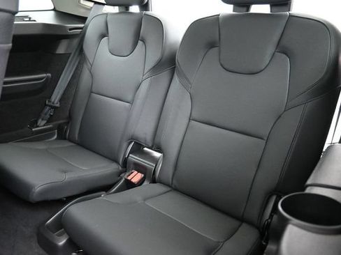 Used 2024 Volvo XC90 B6 Plus AWD/4WD image 16