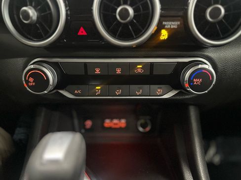 Used 2025 Nissan Sentra SV FWD image 23