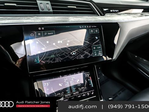 Used 2022 Audi e-tron Chronos image 20