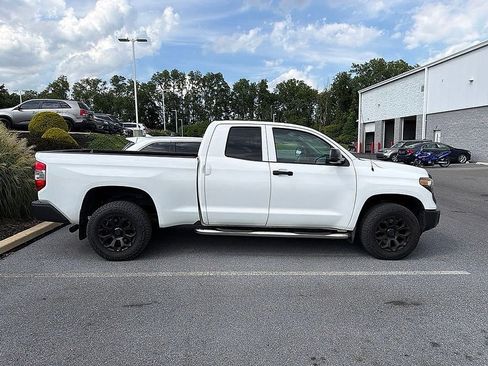 Used 2019 Toyota Tundra SR AWD/4WD image 4