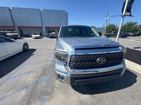 Used 2018 Toyota Tundra SR5 AWD/4WD image 10