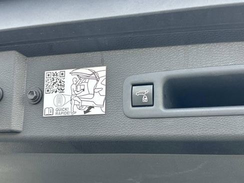 Used 2024 Toyota Sienna XLE image 13