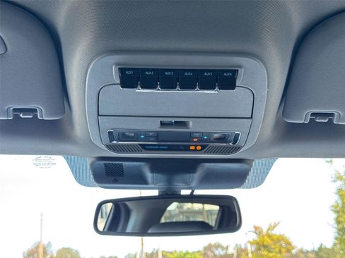 Used 2026 Ford F250 Lariat w/ Tremor Off-Road Package image 25