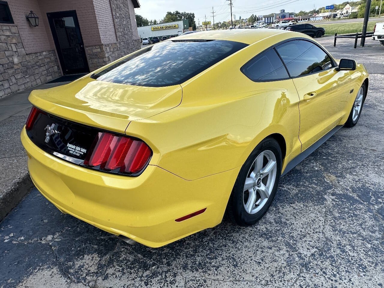 Used 2017 Ford Mustang Coupe RWD image 7
