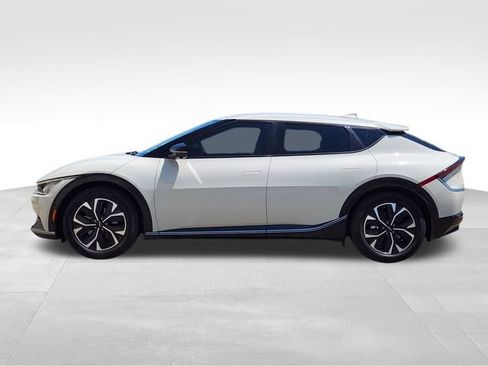 Used 2022 Kia EV6 Wind w/ Wind Technology Package AWD/4WD image 6
