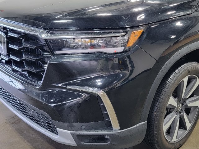 Certified 2024 Honda Pilot Elite image 8