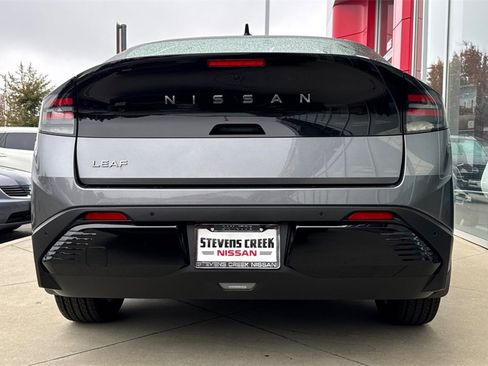 New 2026 Nissan Leaf image 5