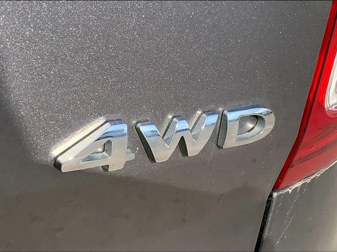 Used 2012 Ford Explorer XLT AWD/4WD image 8