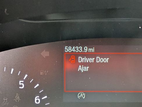 Used 2021 Ford Escape SE w/ Cold Weather Package image 23