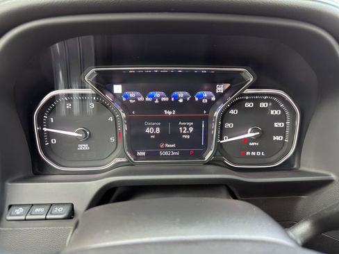 Used 2022 GMC Sierra 2500 Denali w/ Denali Ultimate Package AWD/4WD image 21