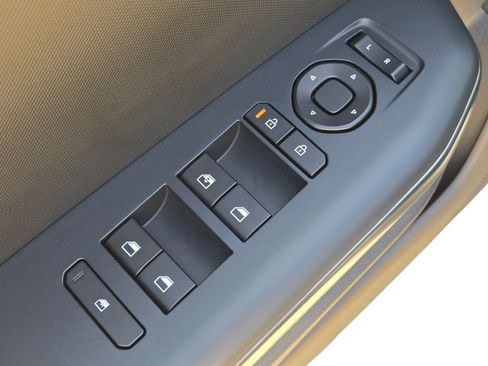 New 2026 Kia K4 FWD image 16