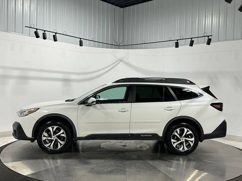 Used 2020 Subaru Outback Limited AWD/4WD image 16