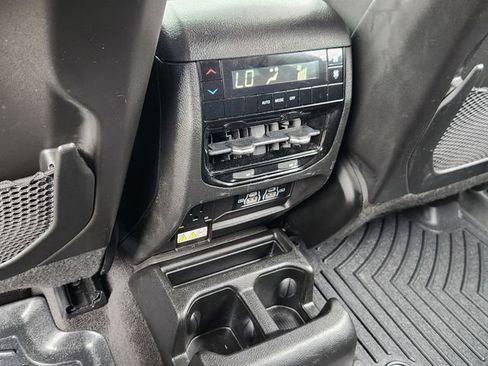 Used 2021 Jeep Grand Cherokee L Laredo w/ Luxury Tech Group I RWD image 28