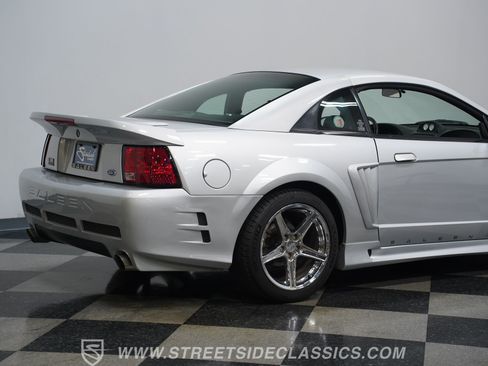 Used 2001 Ford Mustang GT RWD image 25