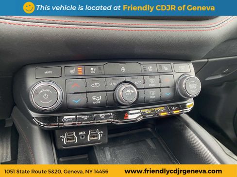 Used 2023 Dodge Durango GT image 19