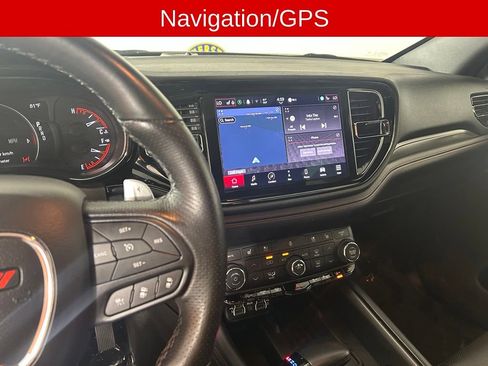 Used 2025 Dodge Durango GT AWD/4WD image 3