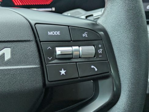 Used 2025 Kia K4 FWD image 21