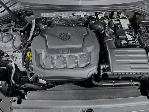 Used 2024 Volkswagen Tiguan S image 32