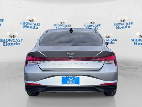 Used 2021 Hyundai Elantra SEL FWD image 7