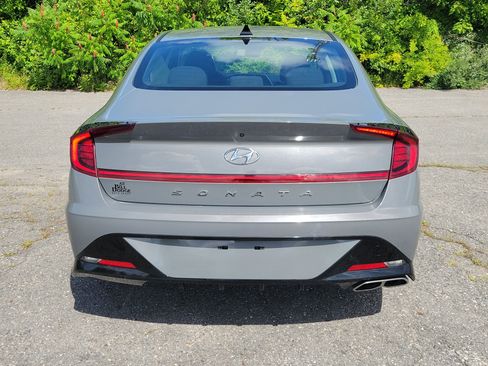 Used 2023 Hyundai Sonata SEL FWD image 6