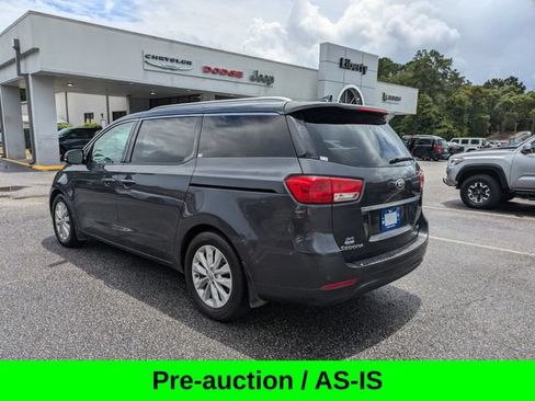 Used 2015 Kia Sedona EX w/ EX Premium Package FWD image 6
