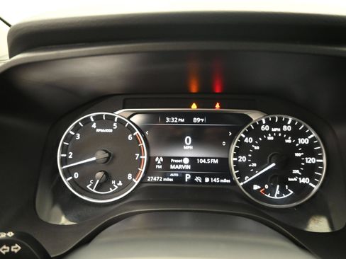 Used 2025 Nissan Rogue SV AWD/4WD image 15