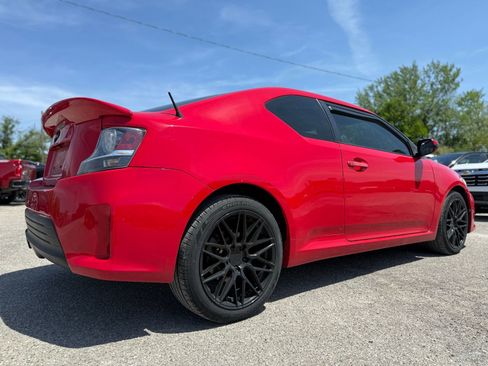 Used 2015 Scion tC FWD image 14
