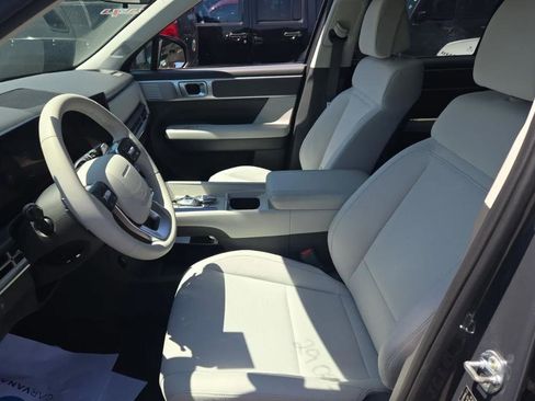 Used 2026 Hyundai Santa Fe SE AWD/4WD image 4