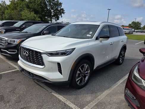 Used 2023 INFINITI QX60 Luxe FWD image 14